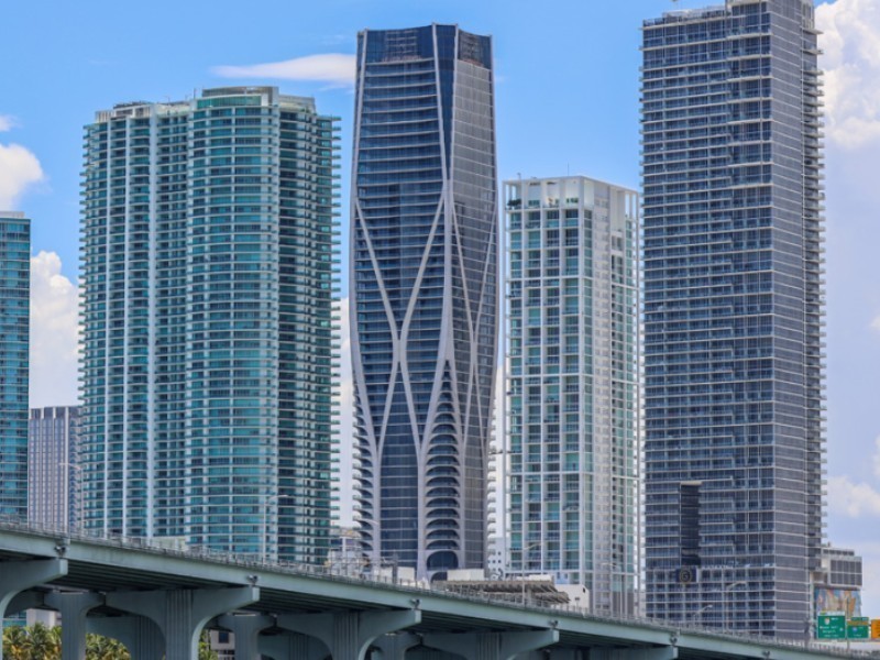 1000 Biscayne Blvd - Florida - Miami - 33132